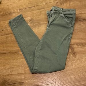 Olive High Rise Jegging